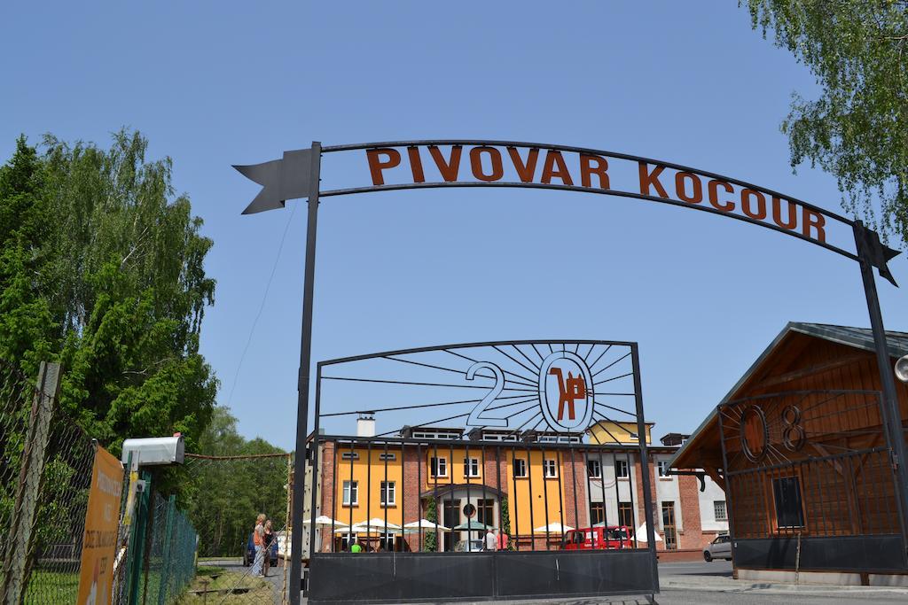 Hotel Pivovar Kocour Varnsdorf Exterior foto